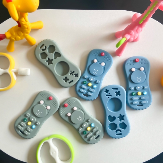 Նորածնի կրծիչ-խաղալիք՝ հեռակառավարման վահանակ