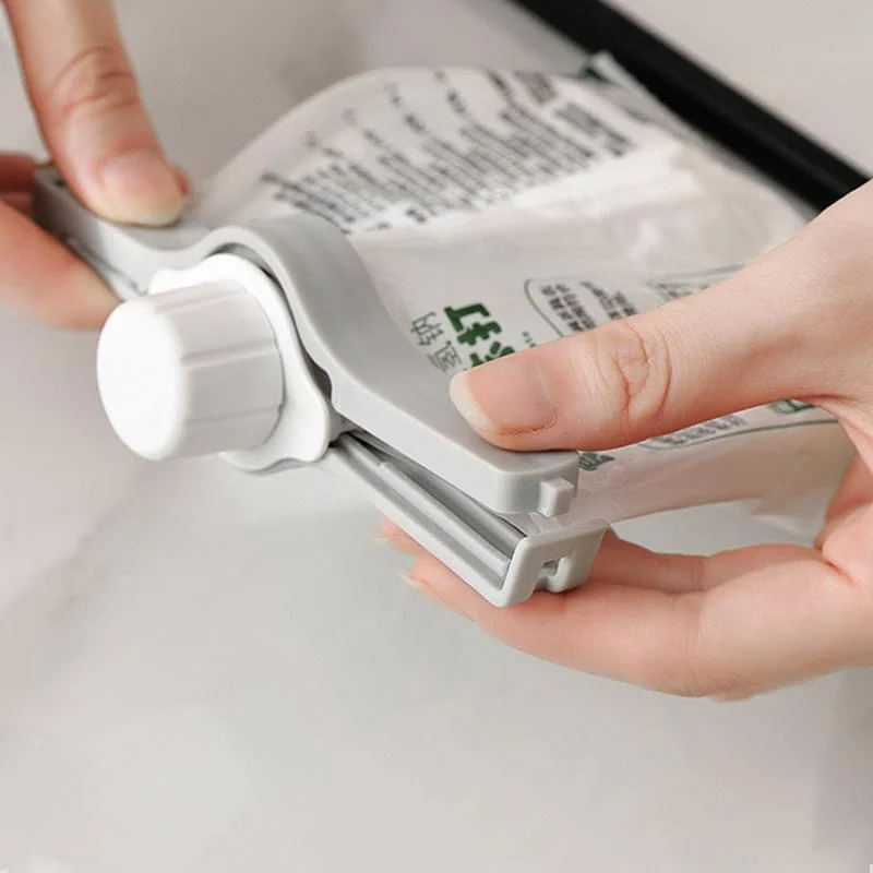 Սննդային տուփի փական