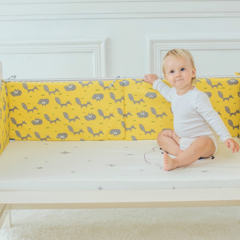 Օրորոցի դեկորատիվ պաշտպանիչ բարձիկներ